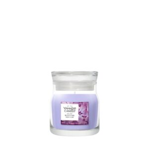 Yankee Candle Signature Duftkerze Lilac Blossoms Signature Small Jar