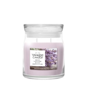 Yankee Candle Signature Duftkerze Dried Lavender & Oak Signature Medium Jar